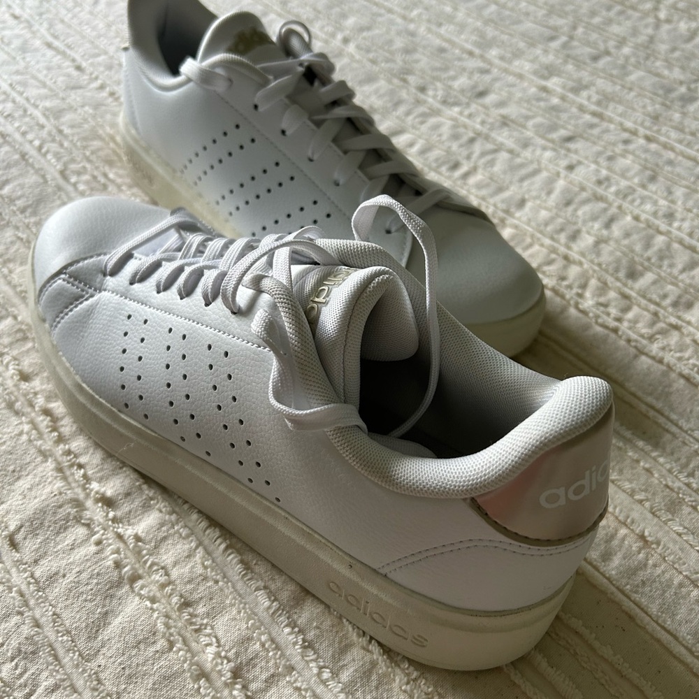 Women’s Adidas Advantage White & Gold  Court Shoes